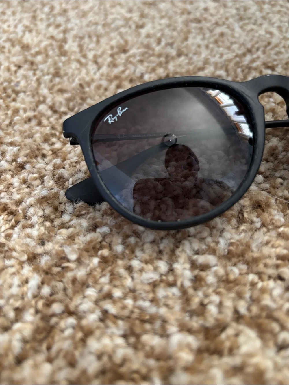 Ray-Ban classic ray